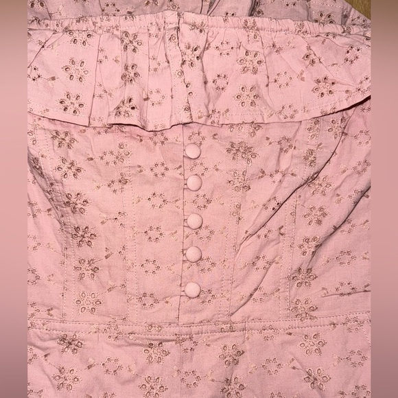 KIMCHI BLUE Jeena Eyelet Off-The-Shoulder Romper Festival Revolve Pink Coquette - Picture 6 of 8